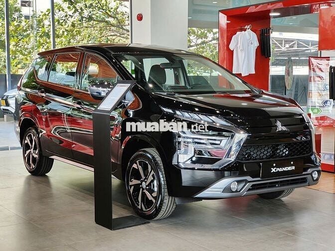Mitsubishi Xpander Premium Đen 2025 -Giảm kịch sàn
