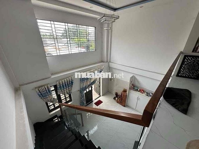 Bán nhàQ7, Lê Văn Lương,80m2, hẻm xe tránh,5 tỷ 2