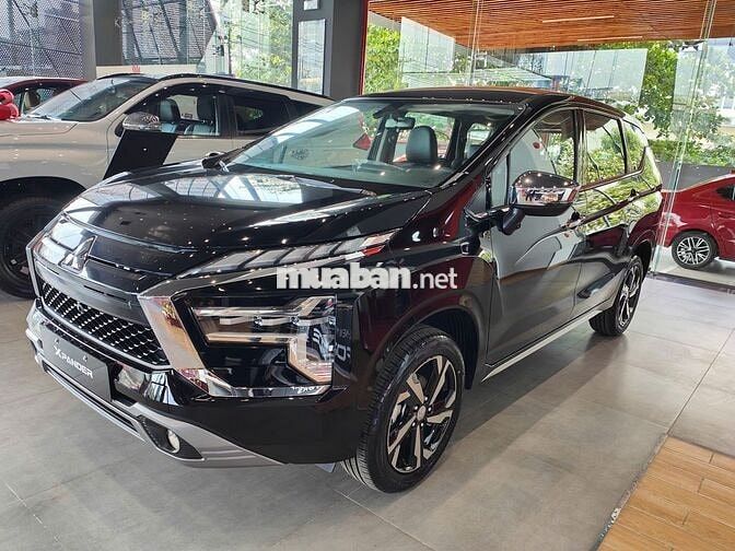 Mitsubishi Xpander Premium Đen 2025 -Giảm kịch sàn