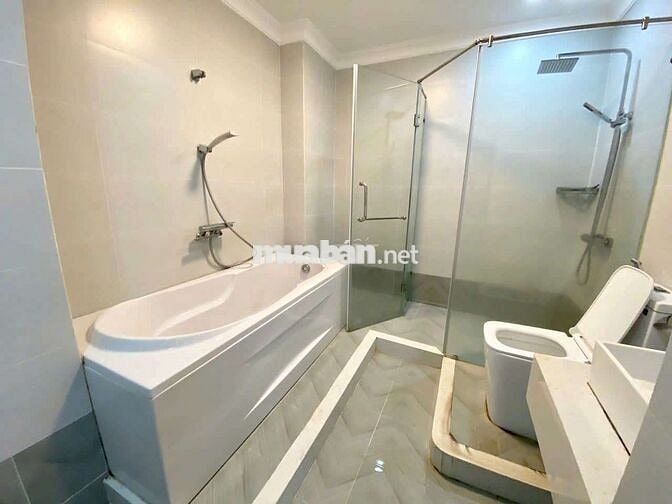 Căn hộ cao cấp Garden Gate Novaland – 2PN full nội thất, ban công