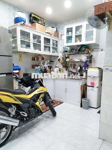 [SÁT Q.1] HẺM RỘNG_NHÀ CỨNG CÁP_THUẬN TIỆN DI CHUYỂN VÀO TRUNG TÂM