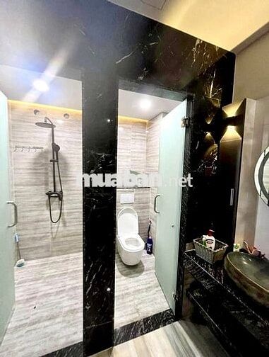 CHO THUÊ NHÀ KINH DOANH 4 TẦNG SIÊU RỘNG KHU BÀN CỜ TTTP