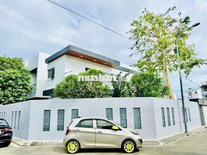 CHO THUÊ VILLA SIÊU RỘNG CÓ HỒ BƠI KĐT MỸ GIA GIÁ 45 TRIỆU/THÁNG