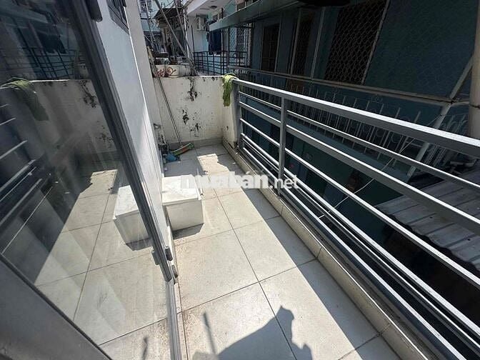 Nhà 2 tầng, Xô Viết Nghệ Tĩnh, giáp quận 1, dtsd 50m2, nhỉnh 3 tỉ