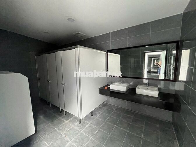 Cho thuê kho 1052m2 Võ Văn Kiệt Phường 1 Quận 5