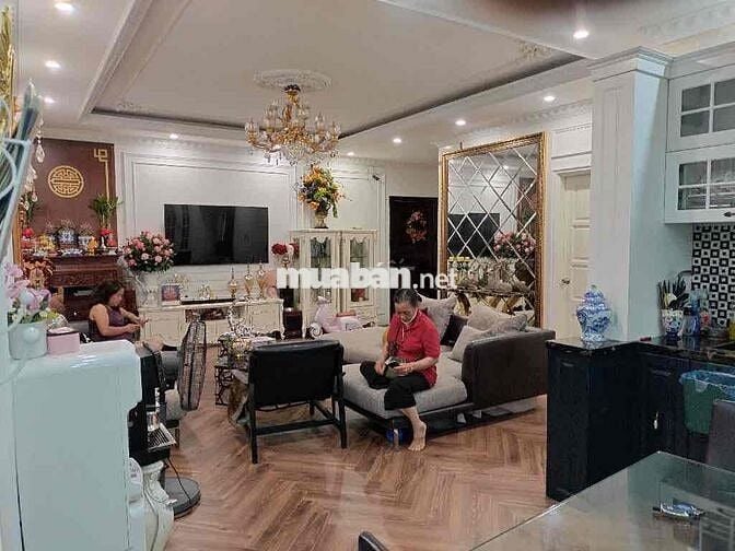 Bán Căn Chung Cư Vimeco Nguyễn Chánh 130m2 3pn 2wc.