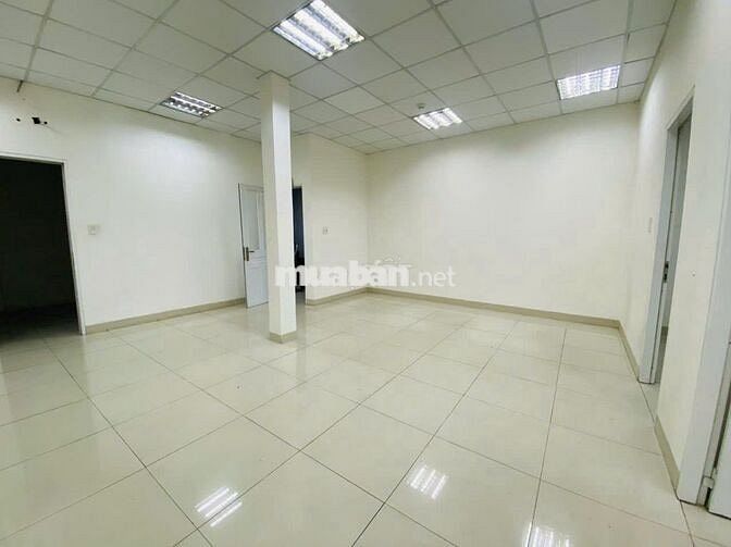 MẶT TIỀN NGUYỄN VĂN TRỖI - 8x15m - 3 TẦNG ỐP KÍNH ĐẸP