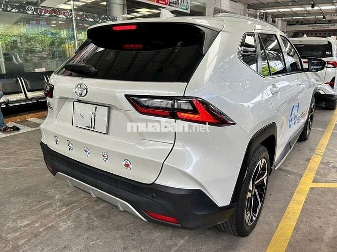 (Xe Hãng) Toyota Yaris Cross 2024 1.5AT - 35800 km