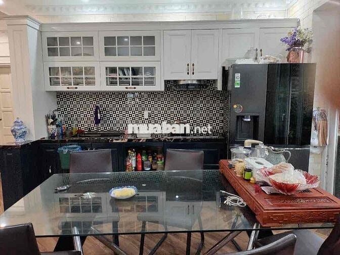 Bán Căn Chung Cư Vimeco Nguyễn Chánh 130m2 3pn 2wc.