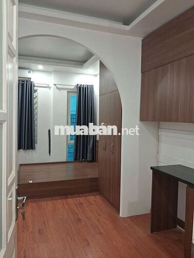 BÁN NHÀ PHẠM VĂN ĐỒNG, NHÀ ĐẸP, ĐẦY ĐỦ NỘI THẤT, DÒNG TIỀN 360TR/ NĂM