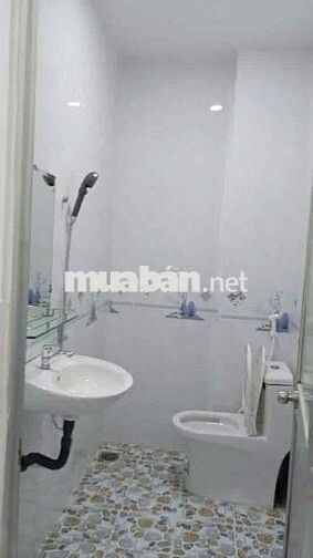 Nhà Trệt Lầu Ngay Chợ Và Bến Xe Buýt Hiệp Thành Q12 Giá : 798 TR