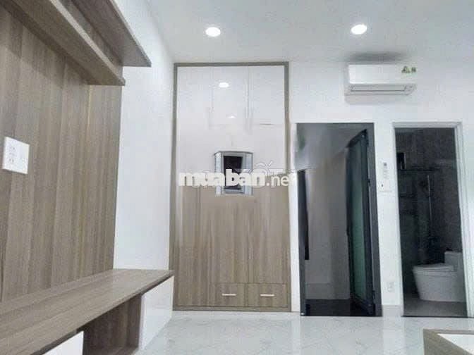 Nhà nc gần chợ tân định & nhà thờ tân định 2pn và Công viên Lê Văn Tám