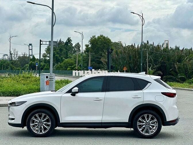 2021 2.0 Premium  - 45000km
