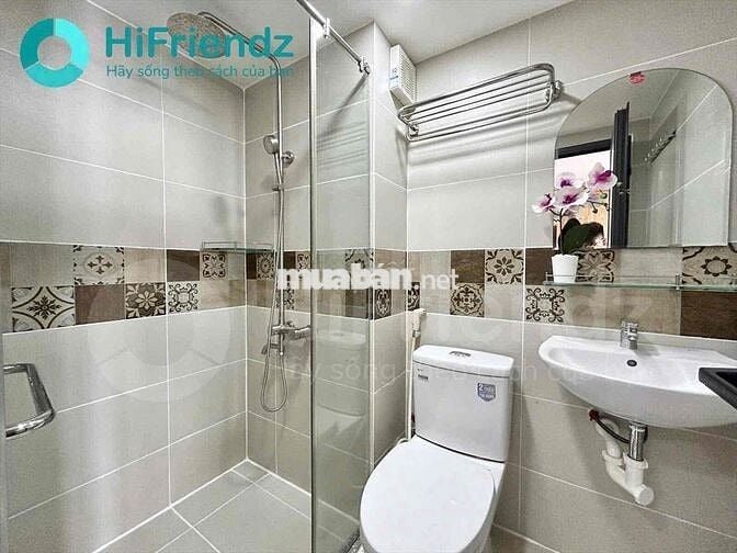 Ở được 2-3 người, căn hộ hiếm CMT8 Q10, có thang máy 9,6tr