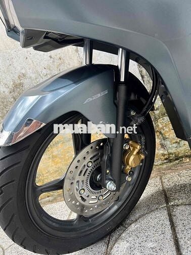 ab160 ABS mẫu mới vừa mua vài tháng 3/2025 mới 99%