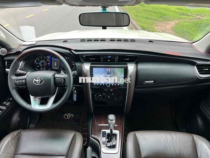 Toyota Fortuner 2020 2.4G 4x2 AT - 26700 km