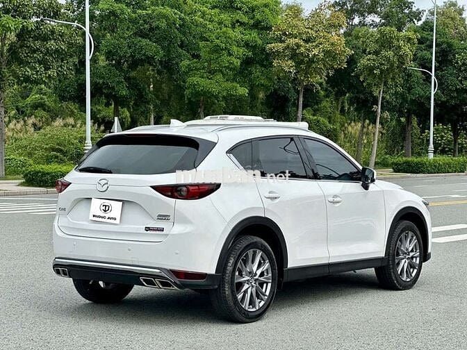 2021 2.0 Premium  - 45000km