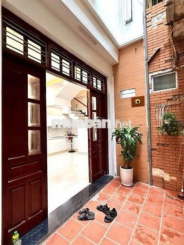 🚗🏡 NHÀ MỚI – TRUNG TÂM ĐỐNG ĐA – NGÕ THÔNG – 2 MẶT THOÁNG 🏡