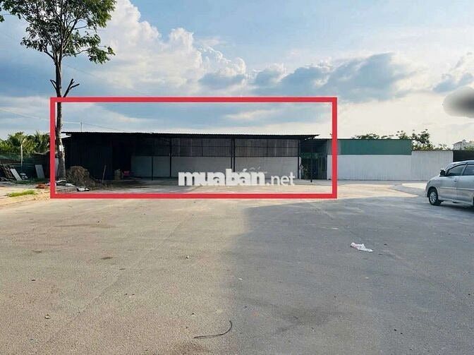 Cho thuê mặt bằng kdc diệu hiền.120mv + 200mv sân.4tr.lộ 30m.