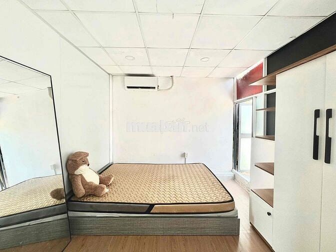 Cho Thuê Căn Hộ 2PN 5ng3xe Full NT  Balcon Ngay Cầu Vượt 3/2 ĐH UEH