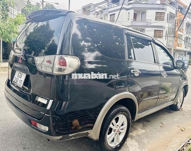Mitsubishi Zinger 2009 GLS 2.4 MT 8 CHỖ RỘNG RÃI
