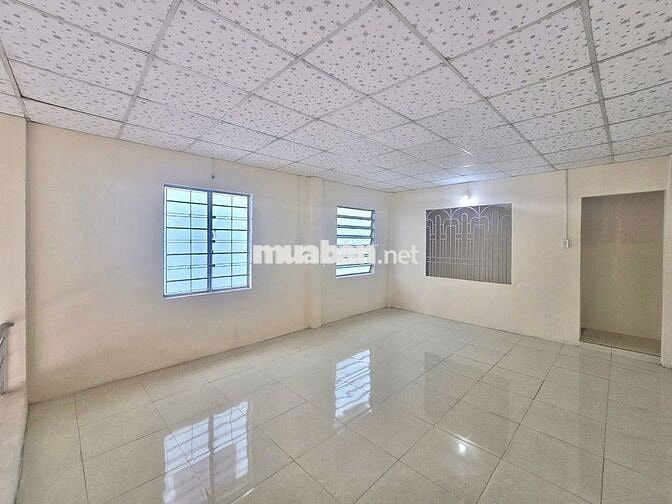 Mặt bằng trệt lửng đường Trần Hoàng Na chỉ 11 triệu