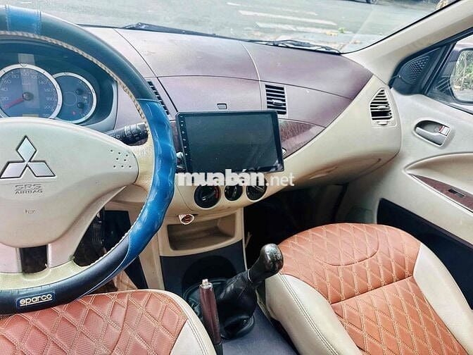 Mitsubishi Zinger 2009 GLS 2.4 MT 8 CHỖ RỘNG RÃI