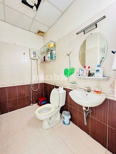 Chung cư Đặng văn Ngữ, PN: 80m2, 2p ngủ, Tolet NT, 12tr/tháng.