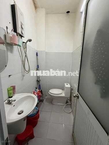 HXH nhựa Nguyễn Hữu Cảnh giáp Q.1! Bán nhà (4x16m) 5 tầng - 5PN master