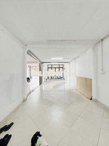 MẶT BẰNG NGANG 8,6M - MẶT TIỀN ĐƯỜNG CÁCH MẠNG THÁNG 8 - CẦN THƠ
