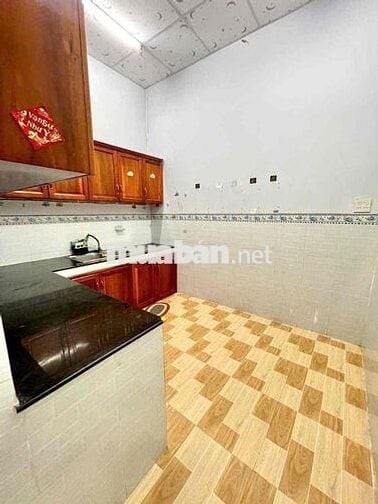 Nhà lầu 3 phòng hẻm ô tô Hoàng Quốc Việt