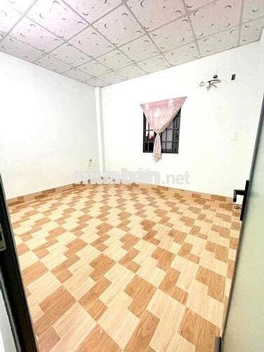 Nhà lầu 3 phòng hẻm ô tô Hoàng Quốc Việt