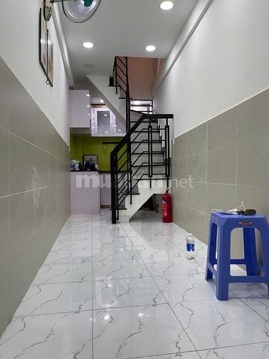 Bán nhà 13m2 đúc thật 2 lầu 2pn hẻm Xô Viết Nghệ Tĩnh, Q. Bình Thạnh
