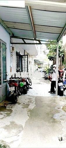 Bán nhà chính chủ nha:  1 trệt 1 gác. 1pn,1tl, dân kín, gần tiện ích