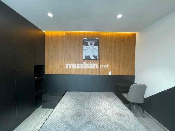CĂN HỘ 2 PHÒNG NGỦ NGAY PEARL PLAZA- GẦN LANDMART 81. FULL NỘI THẤT