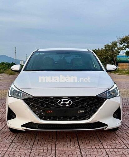 Hyundai Accent 2022 1.4 AT - 35000 km