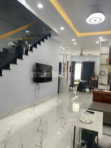 Cho thuê nhà mặt tiền Tô Ngọc Vân(đường số 5 – khu Hưng Phú), P.Tam Ph