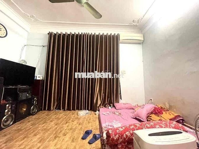 Nhà Tân Ấp -160 m - 2 mặt ngõ . Chia làm 2 căn đẹp -mỗi căn 80 m -16,5