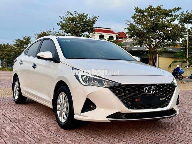 Hyundai Accent 2022 1.4 AT - 35000 km