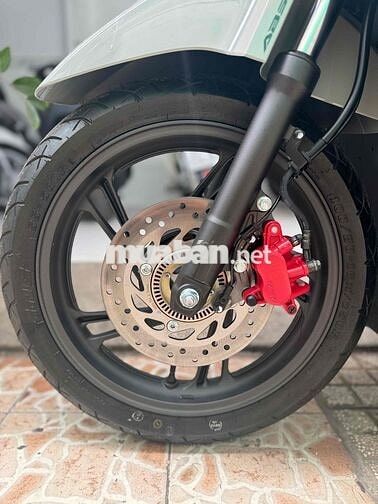 SH 125 ABS 2025 Xám Xi Măng odo 02km