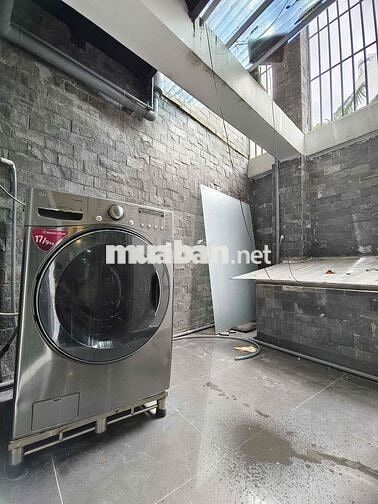 CĂN HỘ 1 PHÒNG NGỦ SÂN RỘNG NGAY NGÃ TƯ PHÚ NHUẬN - PHAN ĐĂNG LƯU