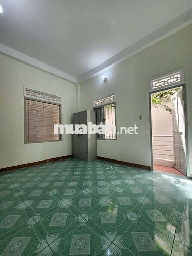 Cho Thuê Nhà Nguyên Căn 3PN-2WC đủ nội thất, đường xe hơi