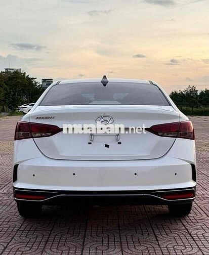 Hyundai Accent 2022 1.4 AT - 35000 km