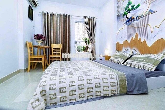 CHO THUÊ NHÀ NGUYÊN CĂN HẺM Ô TOI 1 TRỆT 2 LẦU SÁT BÊN QUẬN 1