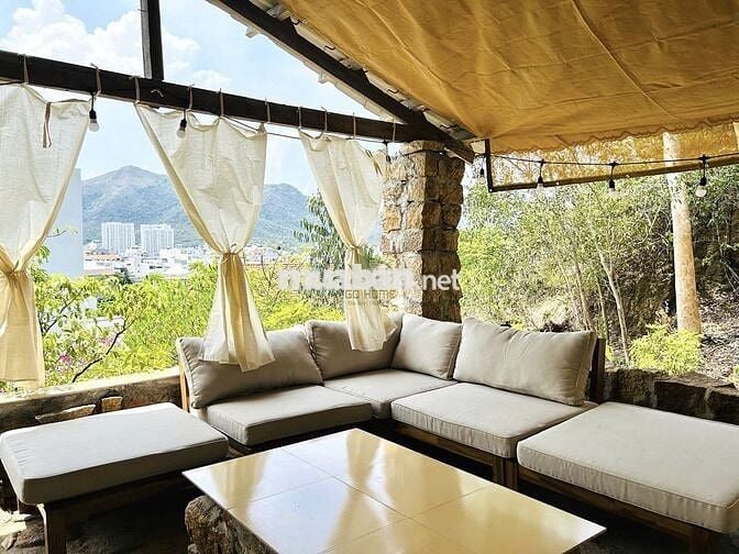 CHO THUÊ NHÀ SÂN VƯỜN GẦN NÚI Ở BẮC NHA TRANG GIÁ 20 TRIỆU/ THÁNG