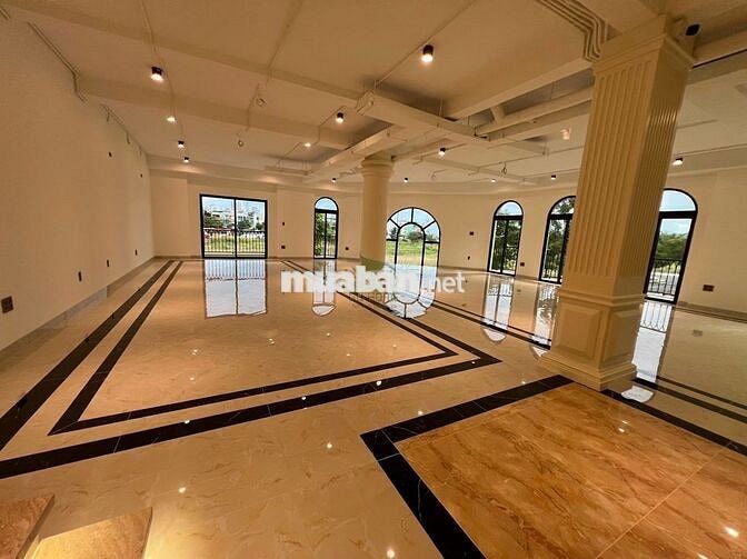 CHO THUÊ MẶT BẰNG TẦNG 1 +2 LÔ GÓC 300M2 KHU PHƯỚC HẢI GIÁ 30 TRIỆU/TH