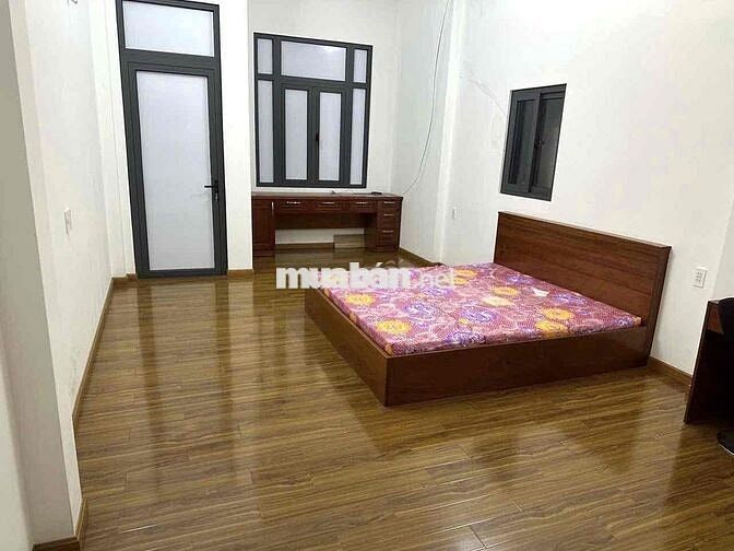 NHÀ NGỘP - PHƯỜNG TÂN SƠN - P15, TÂN BÌNH (cũ)