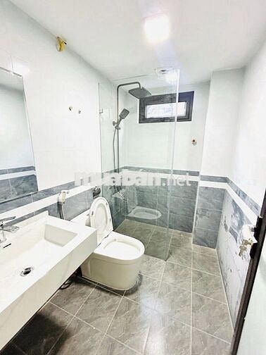 CĂN XÂY MỚI HOÀNG MAI CŨ- KÍNH KOONG - LÔ GÓC