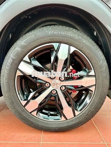 Em cần bán Peugeot 3008 đời 2020 bản Full, 1 chủ