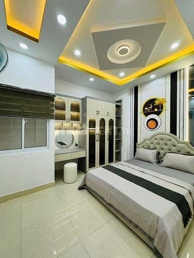 ⭐️Nhà 3 Lầu tuyệt đẹp Cao cấp xe hơi để trong nhà Phạm Văn Chiêu, P16,
